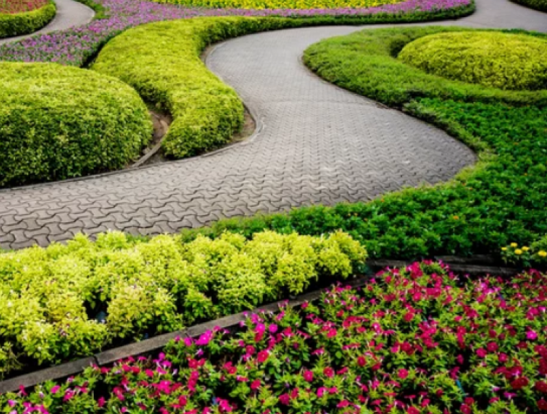 Serviço de Manutenção de Jardim e Reposição de Flores Parque Eldorado - Manutenção Jardins